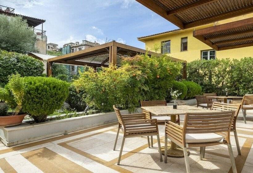غرفة سوبيريور مطلّة علي الحديقة, Electra Palace  Athens
