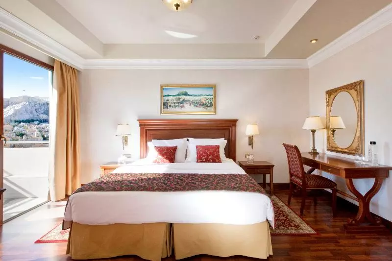景色の見えるスイートルーム, Electra Palace  Athens