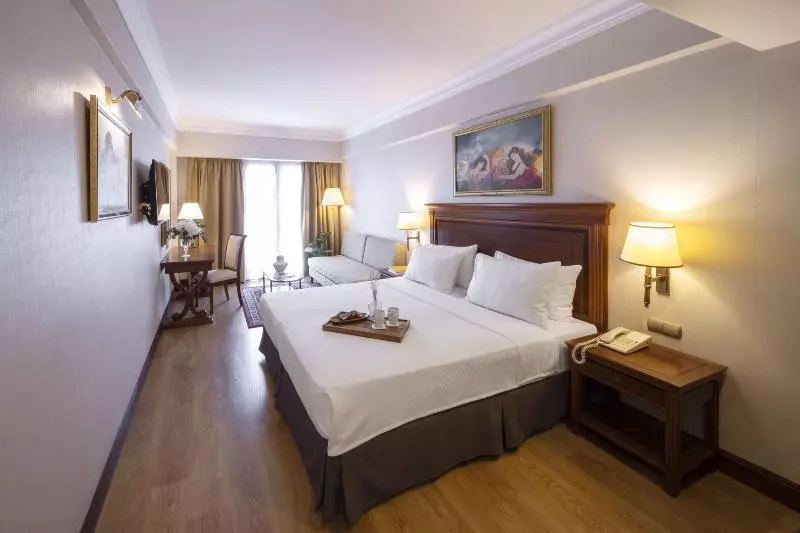 景色の見えるジュニアスイート, Electra Palace  Athens