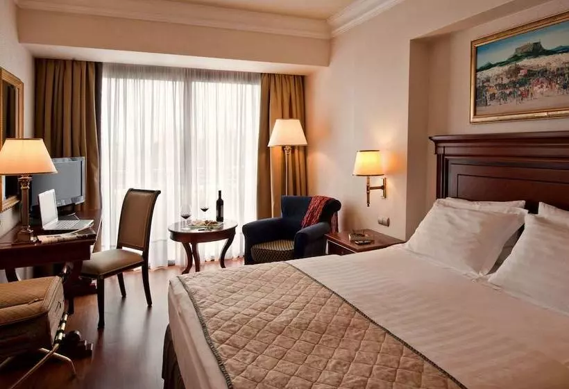 景色の見えるスイートルーム, Electra Palace  Athens