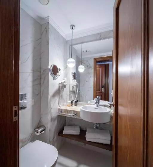 景色の見えるスーペリアルーム, Electra Palace  Athens
