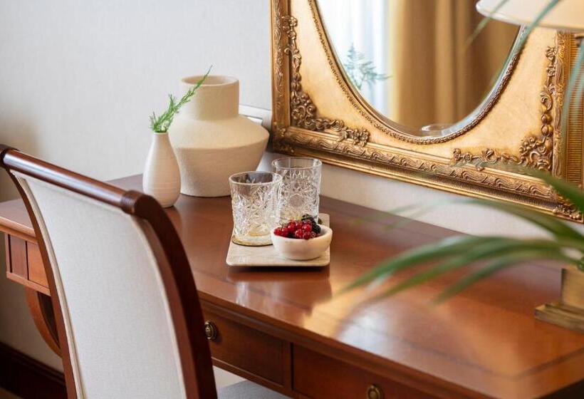 غرفة بريميوم مطلة على الحديقة, Electra Palace  Athens