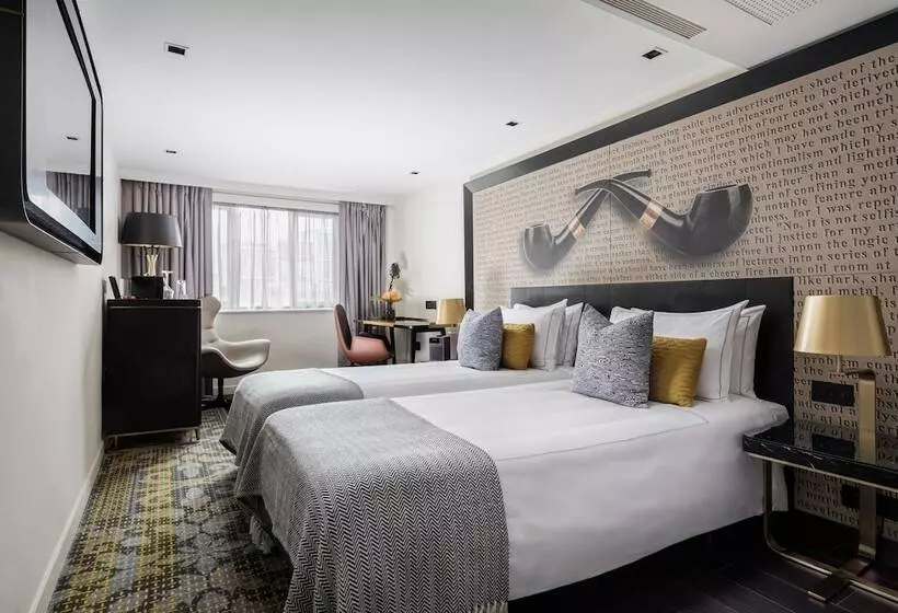 Superior-huone, Holmes Hotel London