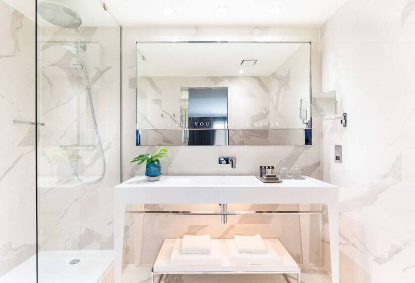 Delüks Oda, Holmes Hotel London