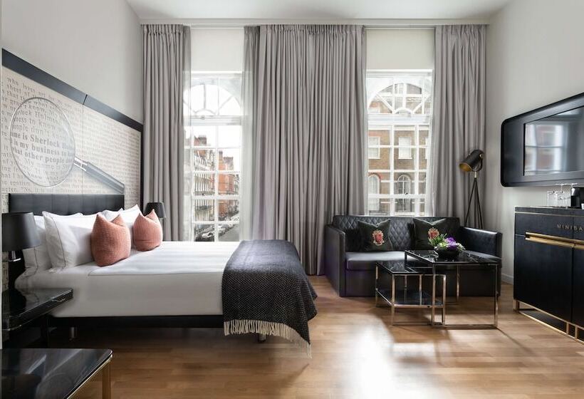 Büyük Çift Kişilik Yataklı Delüks Oda, Holmes Hotel London