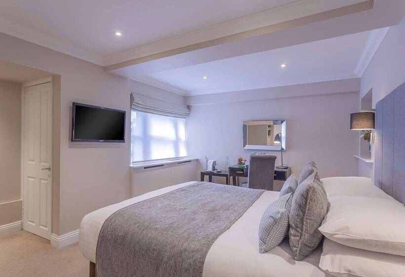 수피리어 룸, Oatlands Park