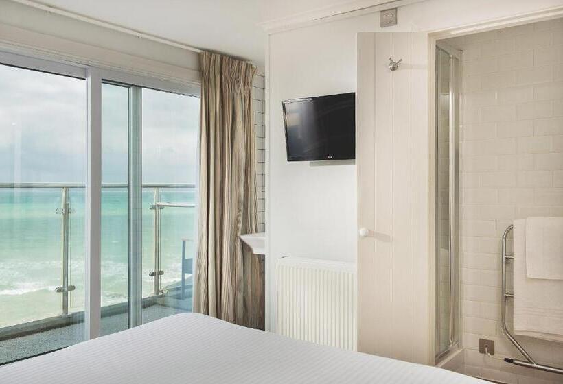 غرفة قياسية مطلّة علي البحر مزوَّدة بشُرفة, Pednolva