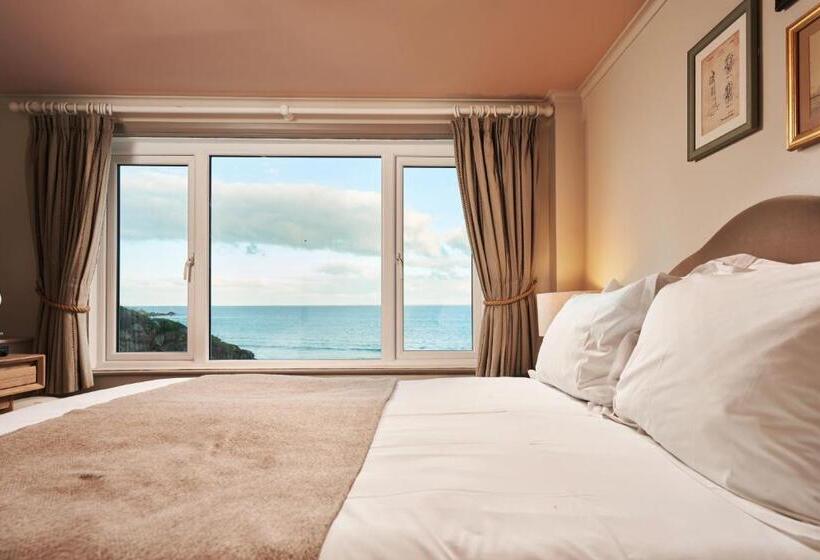 غرفة سوبيريور مطلّة علي البحر, Pednolva