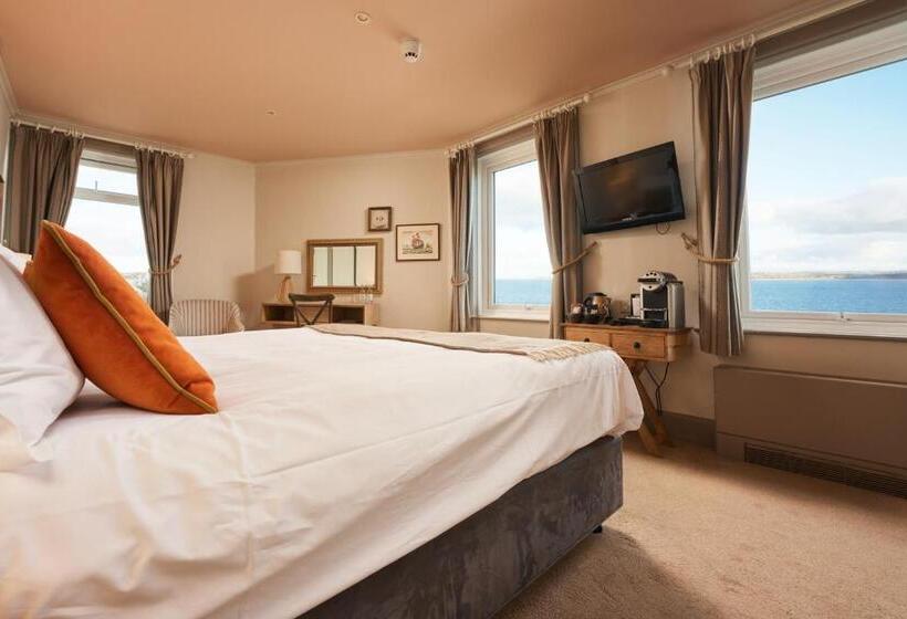 غرفة سوبيريور مطلّة علي البحر, Pednolva