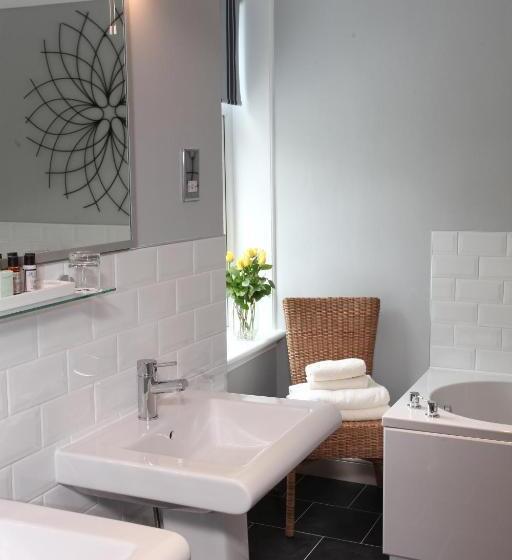 غرفة ديلوكس مزودة بشرفة, Philipburn Hotel, Bw Signature Collection