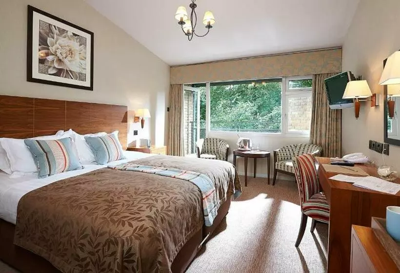 Standard Room, Potters Heron