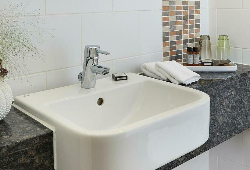 스탠다드 룸, Potters Heron