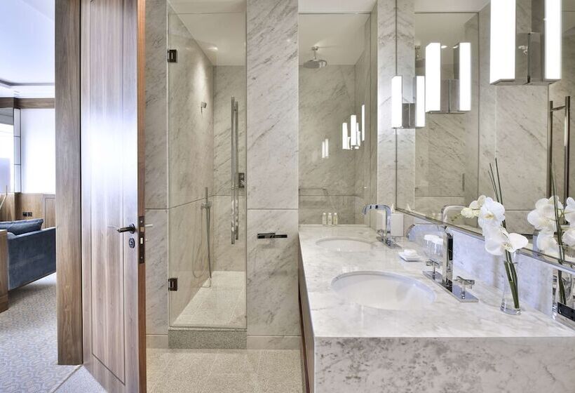 スタンダードスタジオ, Royal Lancaster London