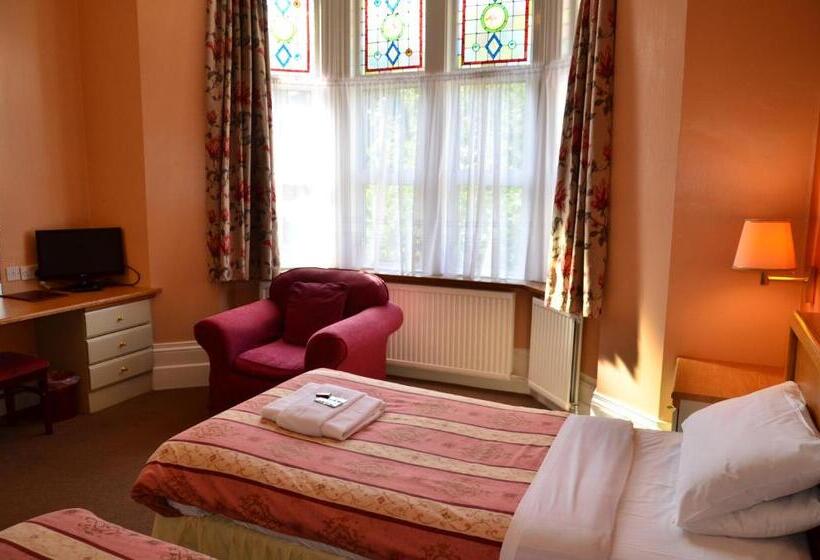 غرفة قياسية, Russell