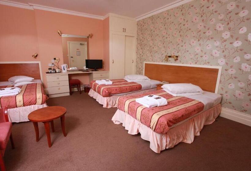 غرفة قياسية ثلاثية, Russell