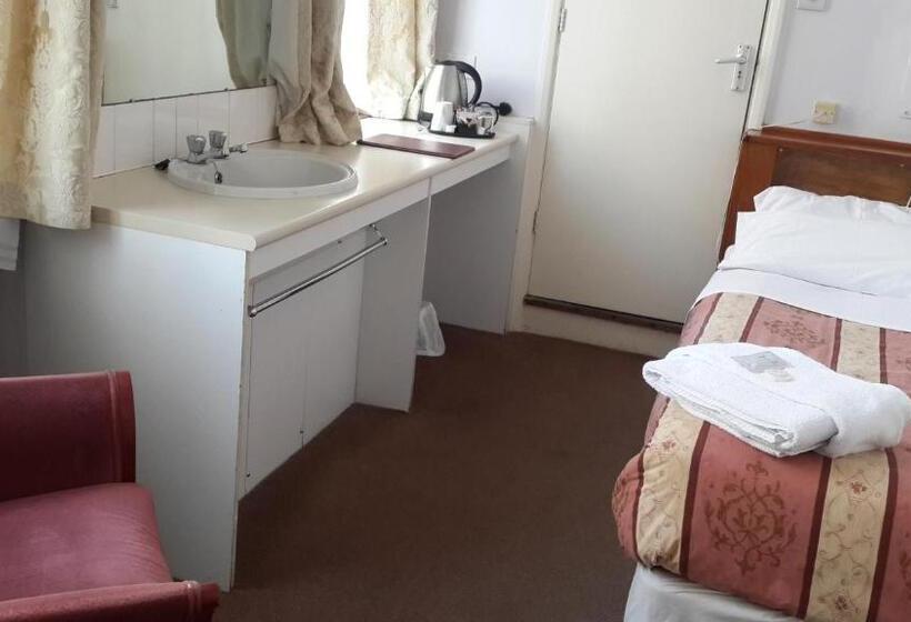 غرفة قياسية فردية, Russell