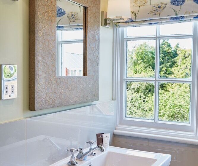 غرفة قياسية, Spread Eagle Hotel And Spa