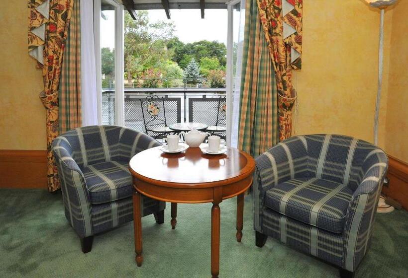 エグゼクティブファミリールーム, Swindon Blunsdon House Hotel, Bw Premier Collection