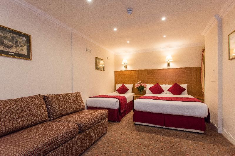 اتاق استاندارد چهار تخته, Byron