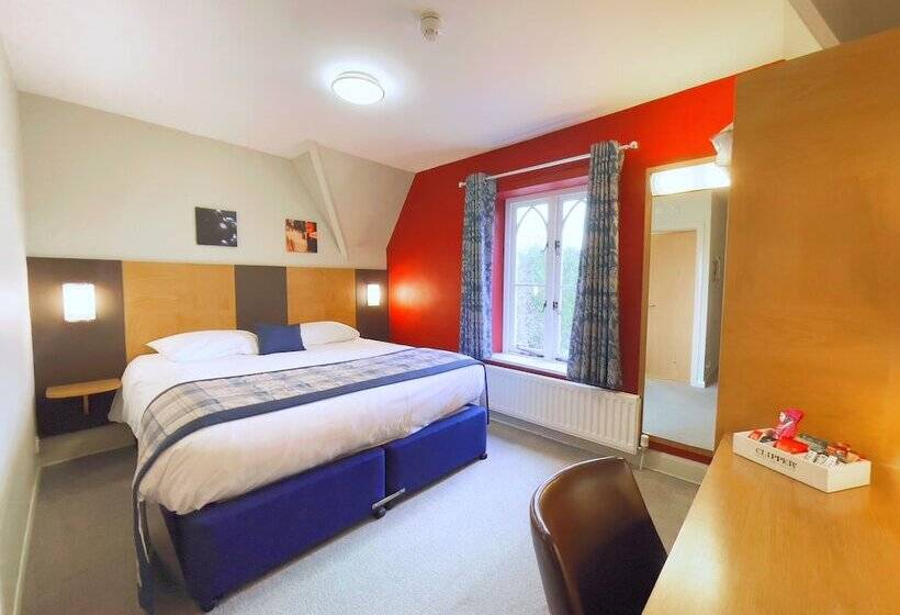 스탠다드 룸, The Corner House