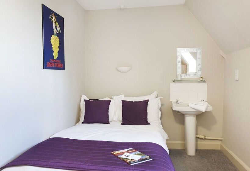 이코노미 싱글 룸, The Corner House