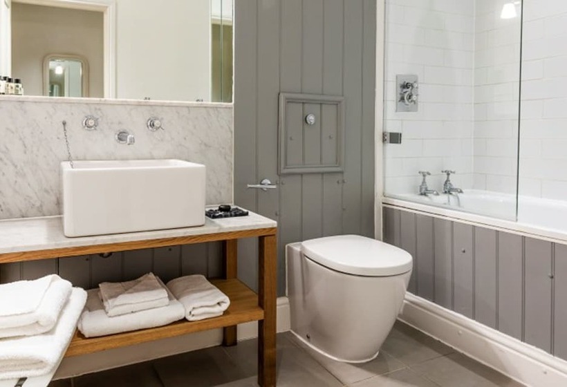 标准间, The Crown