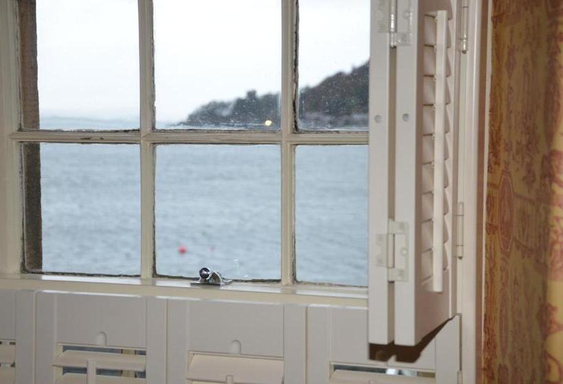 اتاق استاندارد با چشمانداز دریا, The Manor House