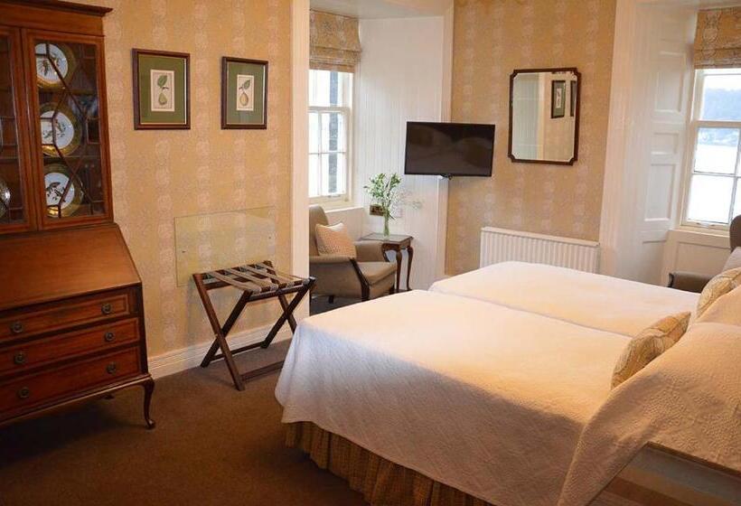 اتاق سوپریور با چشمانداز دریا, The Manor House