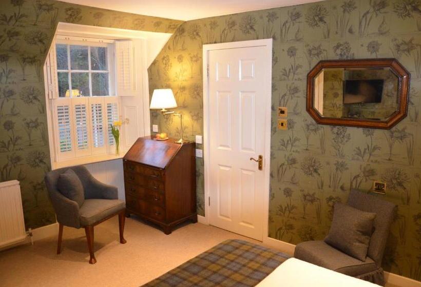 اتاق استاندارد با چشمانداز باغ, The Manor House