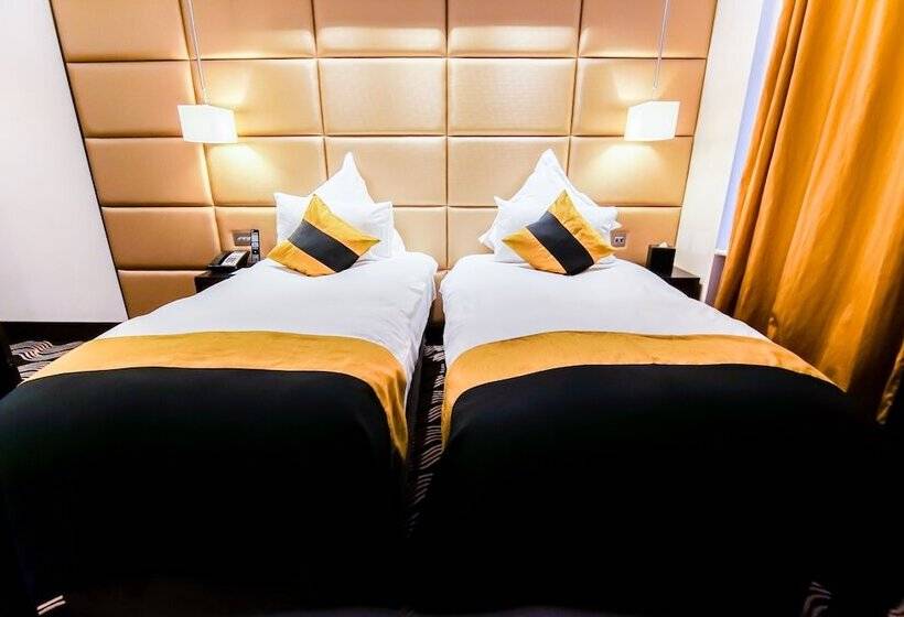 Deluxe Szoba, Montcalm Piccadilly Townhouse, London West End