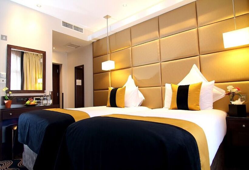 Deluxe Szoba, Montcalm Piccadilly Townhouse, London West End