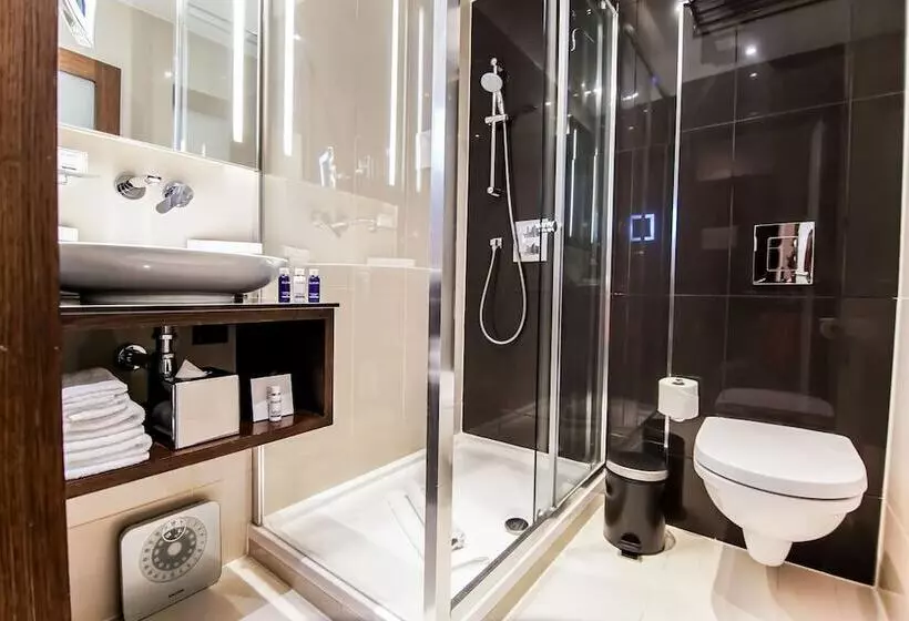 اتاق کلاب, Montcalm Piccadilly Townhouse, London West End