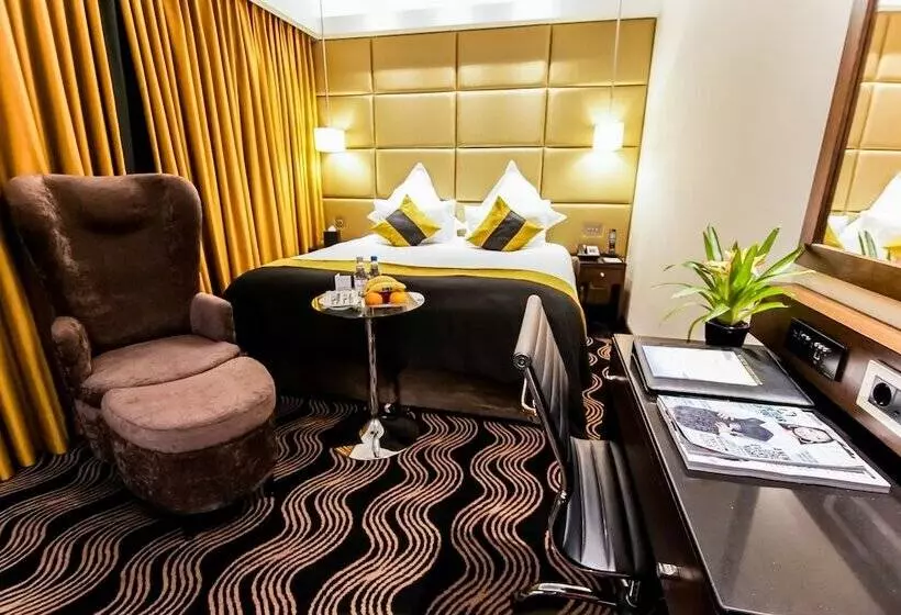 اتاق کلاب, Montcalm Piccadilly Townhouse, London West End