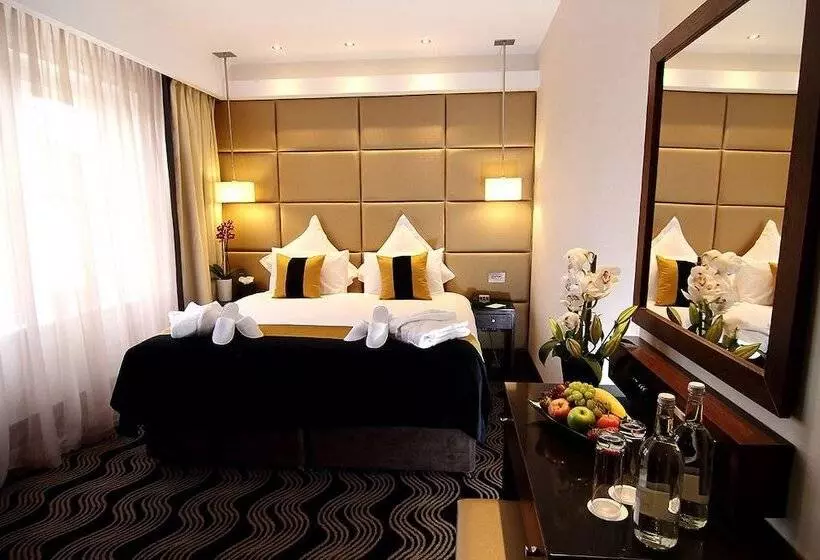 اتاق کلاب, Montcalm Piccadilly Townhouse, London West End