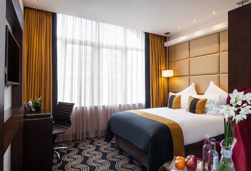 Полулюкс, Montcalm Piccadilly Townhouse, London West End