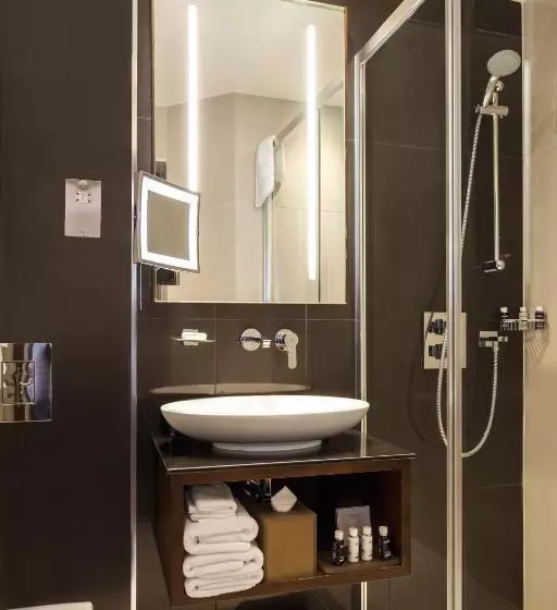 اتاق پرمیوم, Montcalm Piccadilly Townhouse, London West End
