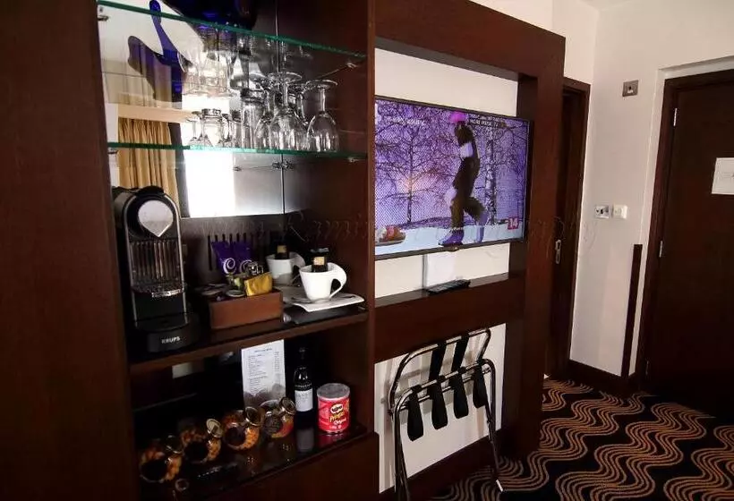اتاق کلاب, Montcalm Piccadilly Townhouse, London West End