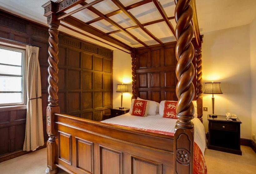 חדר סטנדרט, The Saracens Head