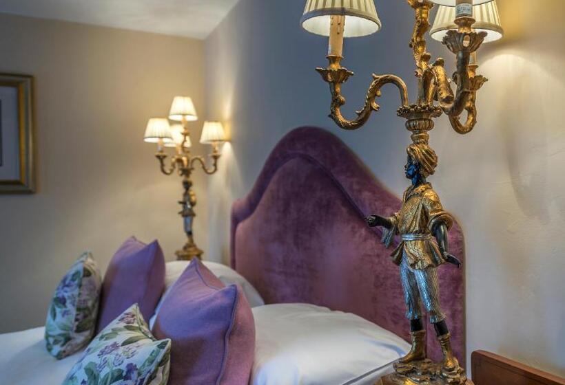 デラックスルーム, The Talbot Hotel, Oundle , Near Peterborough