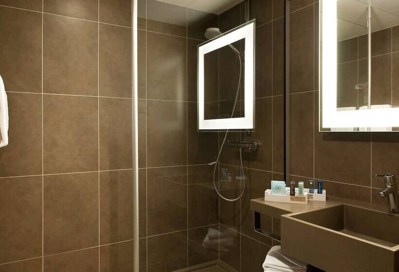 Номер Superior, Novotel Nottingham Derby