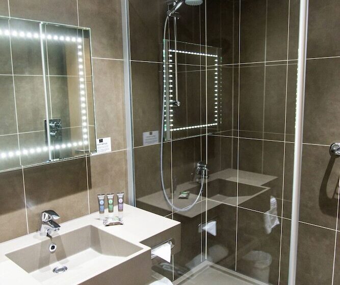 Номер Superior, Novotel Nottingham Derby