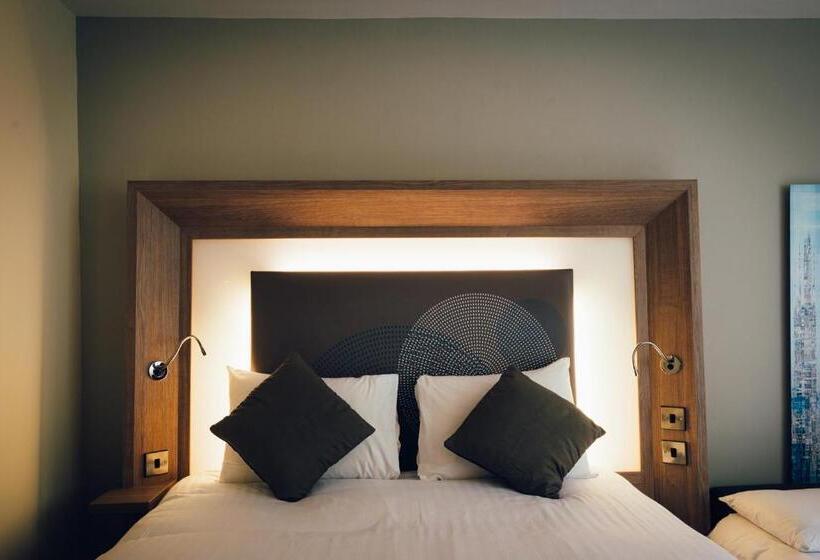 Номер Superior, Novotel Nottingham Derby