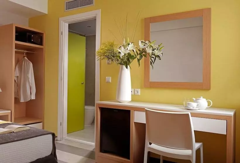 اتاق استاندارد یک نفره, Airotel Galaxy