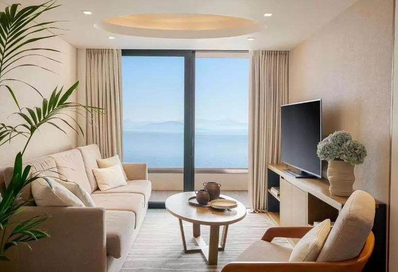 オーシャンビュースイート, Angsana Corfu Resort & Spa