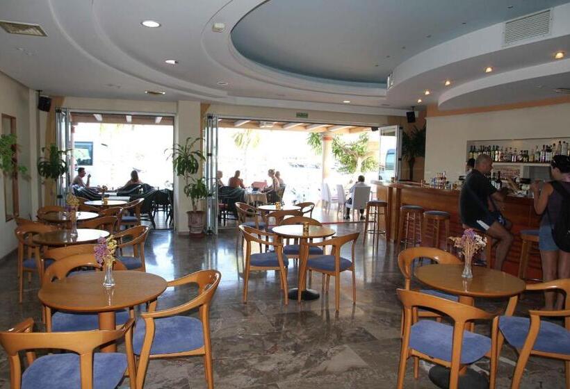 スタンダードルーム, Astron