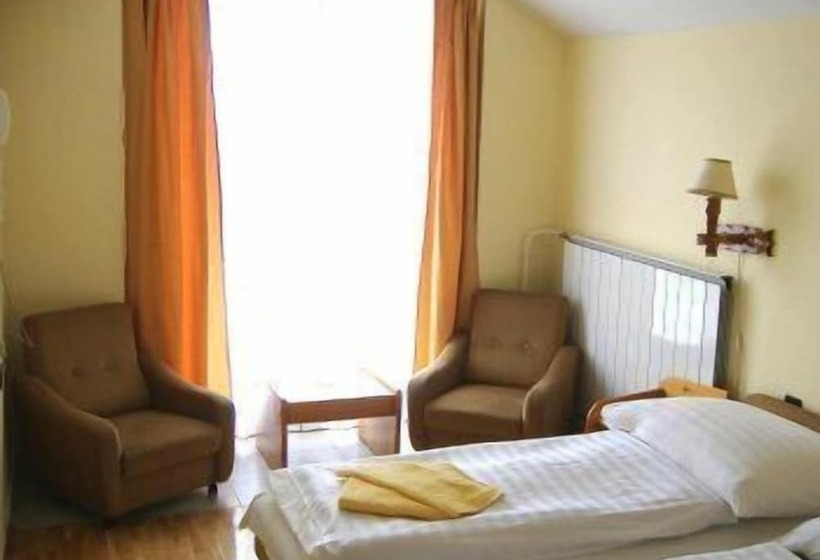 غرفة قياسية, Bara Junior