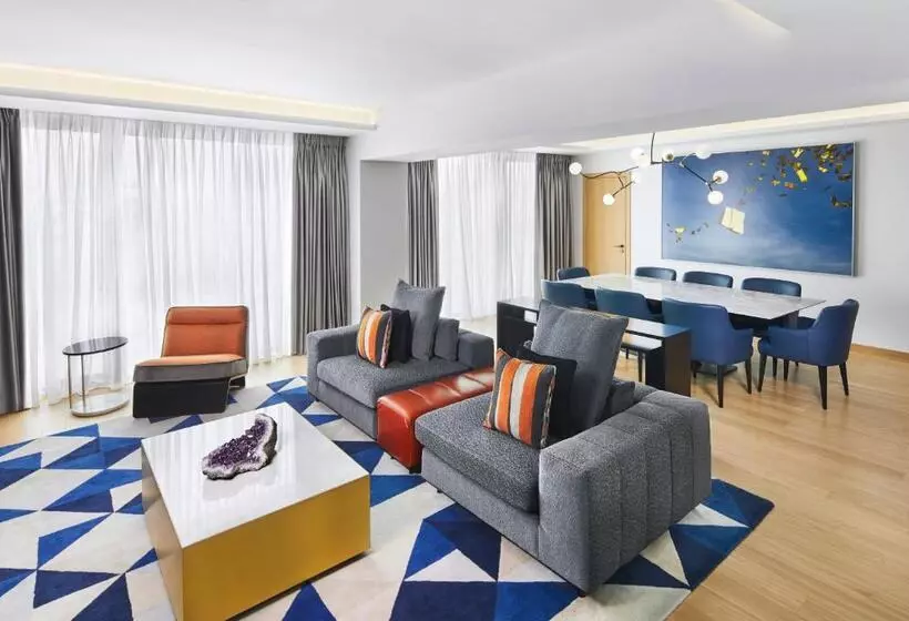 キングサイズベッドのスイートルーム, Grand Hyatt Athens