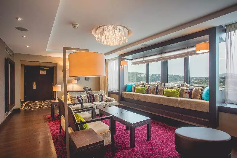 Präsidenten Suite, Intercontinental Budapest, An Ihg