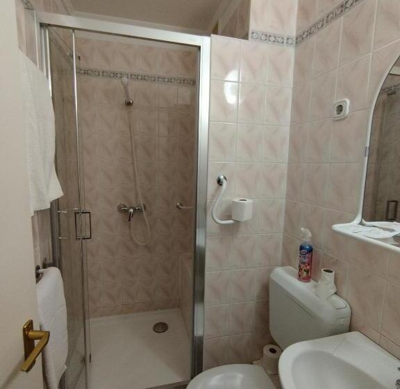 חדר סטנדרט, Pannonia