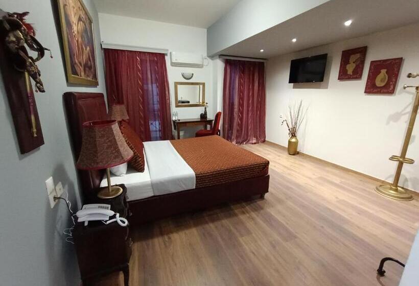 스탠다드 룸, Queens Leriotis